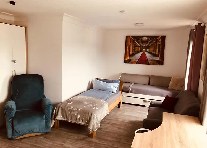 Monteurwohnung Mit Wlan, Garten, Parkplatz, Eigener Terrasse * Idar-Oberstein