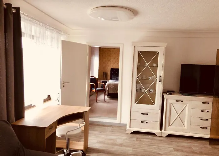 Monteurwohnung Mit Wlan, Garten, Parkplatz, Eigener Terrasse Idar-Oberstein