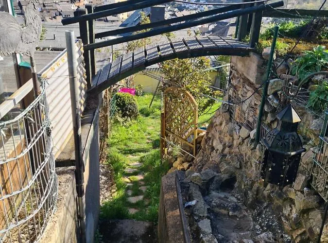 Monteurwohnung Mit Wlan, Garten, Parkplatz, Eigener Terrasse Idar-Oberstein